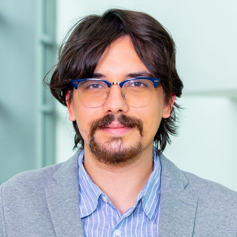 Esteban Asencio headshot